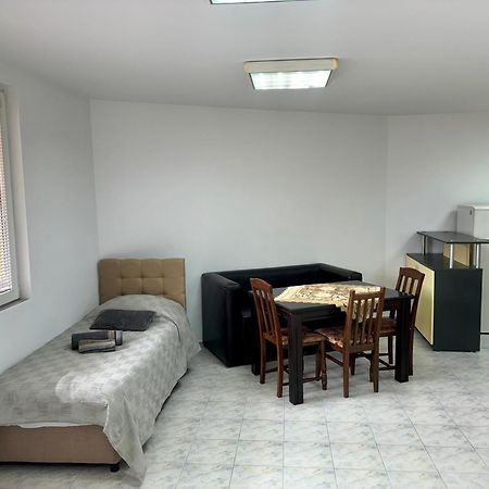Yuliya'S House Daire Gabrova Dış mekan fotoğraf